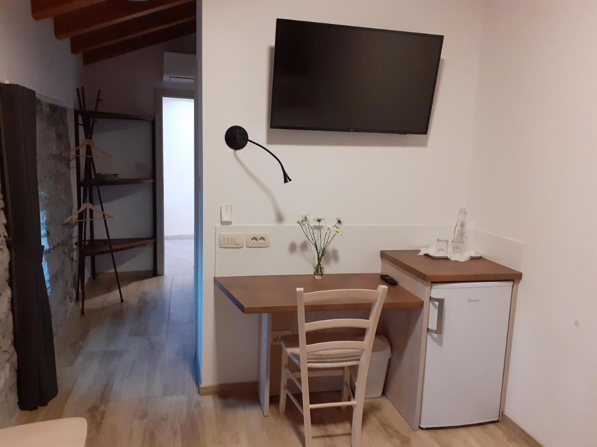 Apartmaji In Sobe Odlicna Hisa Stanjel Exterior photo