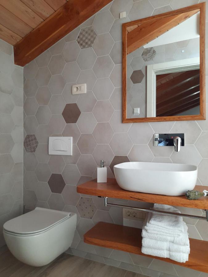 Apartmaji In Sobe Odlicna Hisa Stanjel Exterior photo
